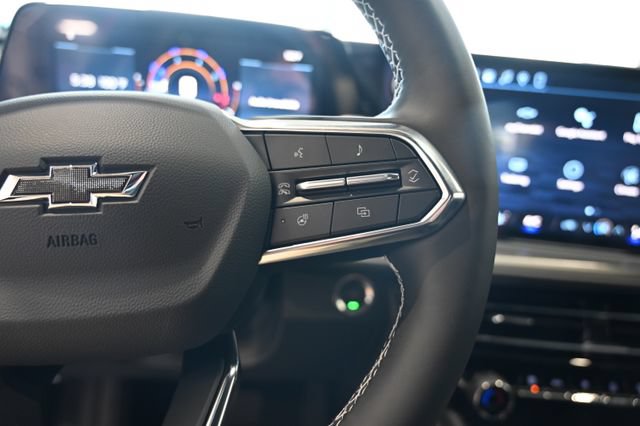 New 2026 Chevrolet Traverse LT w/ Midnight/Sport Edition FWD image 22