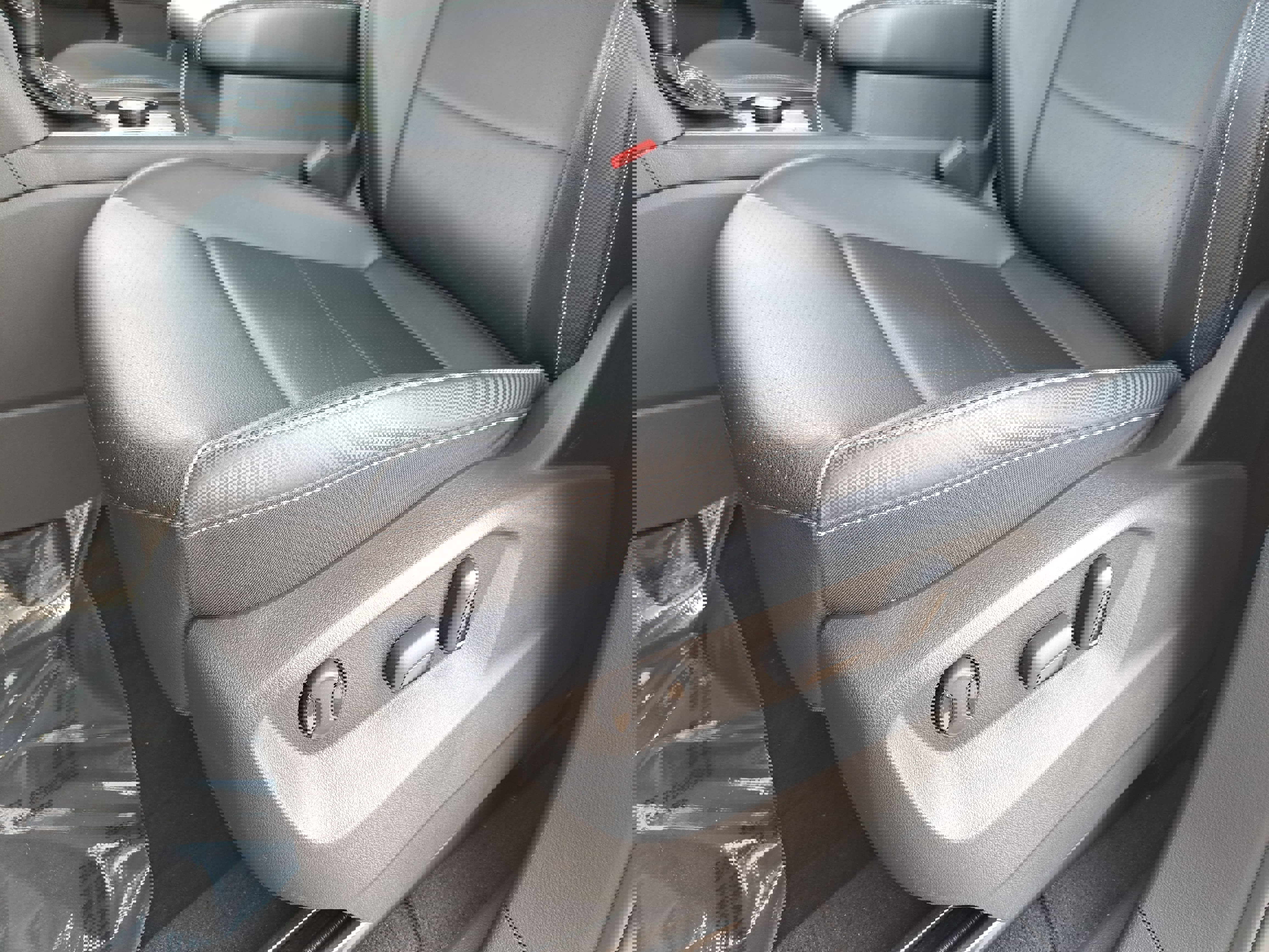 Certified 2023 Volkswagen Atlas Cross Sport SE w/ Panoramic Sunroof Package image 27