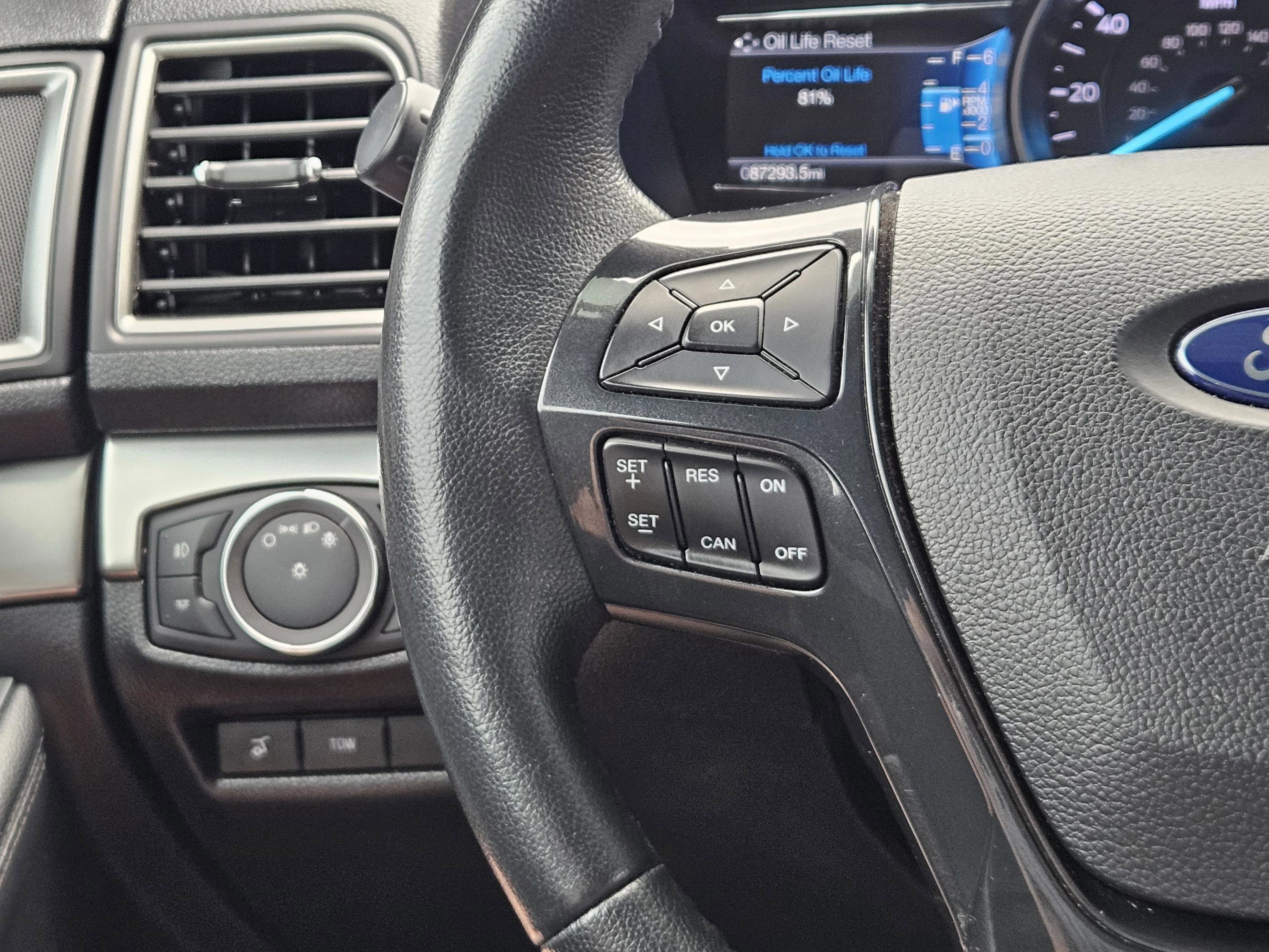 Used 2019 Ford Explorer XLT w/ Equipment Group 202A image 25