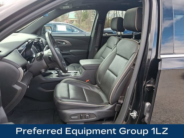 Used 2023 Chevrolet Traverse Premier AWD/4WD image 2