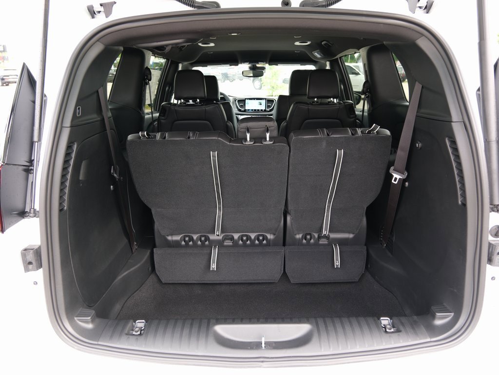 New 2025 Chrysler Pacifica Select image 10