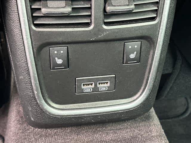 Used 2018 Dodge Charger GT AWD/4WD image 11