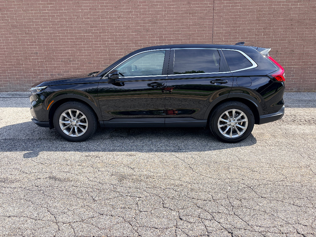 Used 2025 Honda CR-V EX image 2