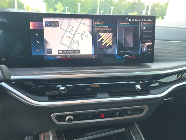 Used 2023 BMW X7 M60i w/ Executive Package image 27