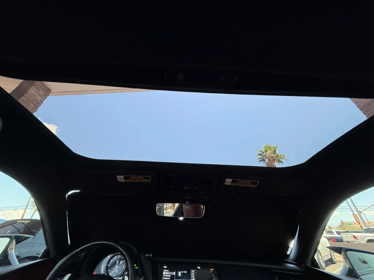 Used 2018 Lexus LC 500 Coupe w/ Touring Package RWD image 49