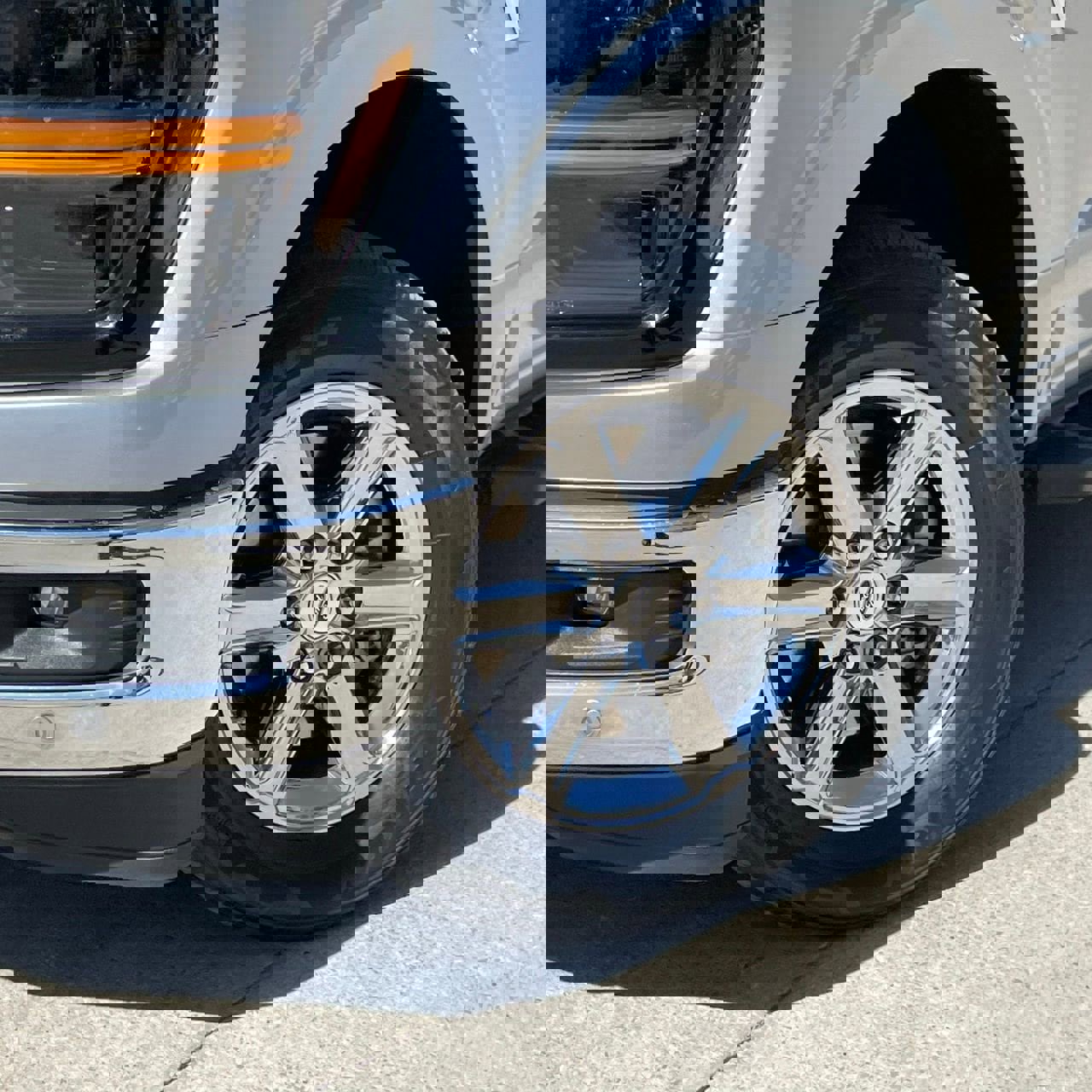 Used 2024 Ford F150 XLT w/ Equipment Group 302A MID image 9