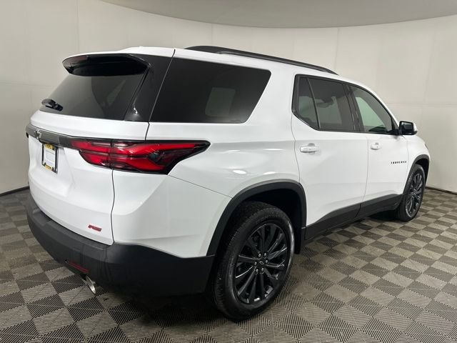 Used 2023 Chevrolet Traverse RS w/ LPO, Floor Liner Package image 3