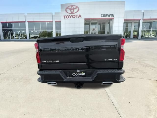 Used 2021 Chevrolet Silverado 1500 Custom Trail Boss AWD/4WD image 4
