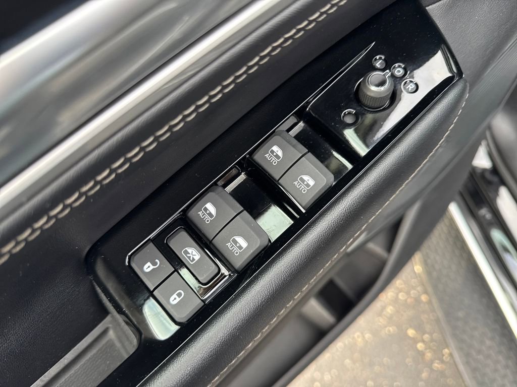 Used 2024 Jeep Wagoneer Series III image 11