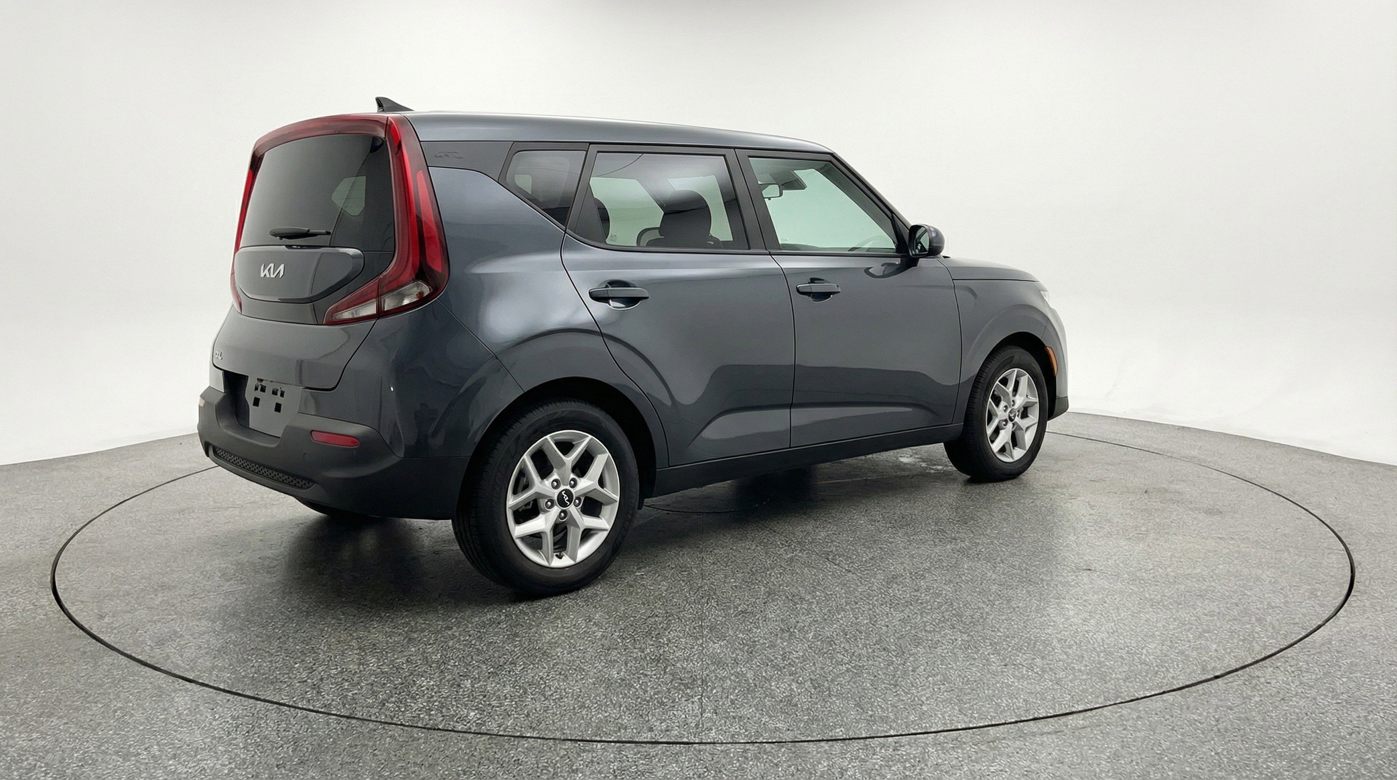 Used 2025 Kia Soul LX w/ LX Technology Package image 9
