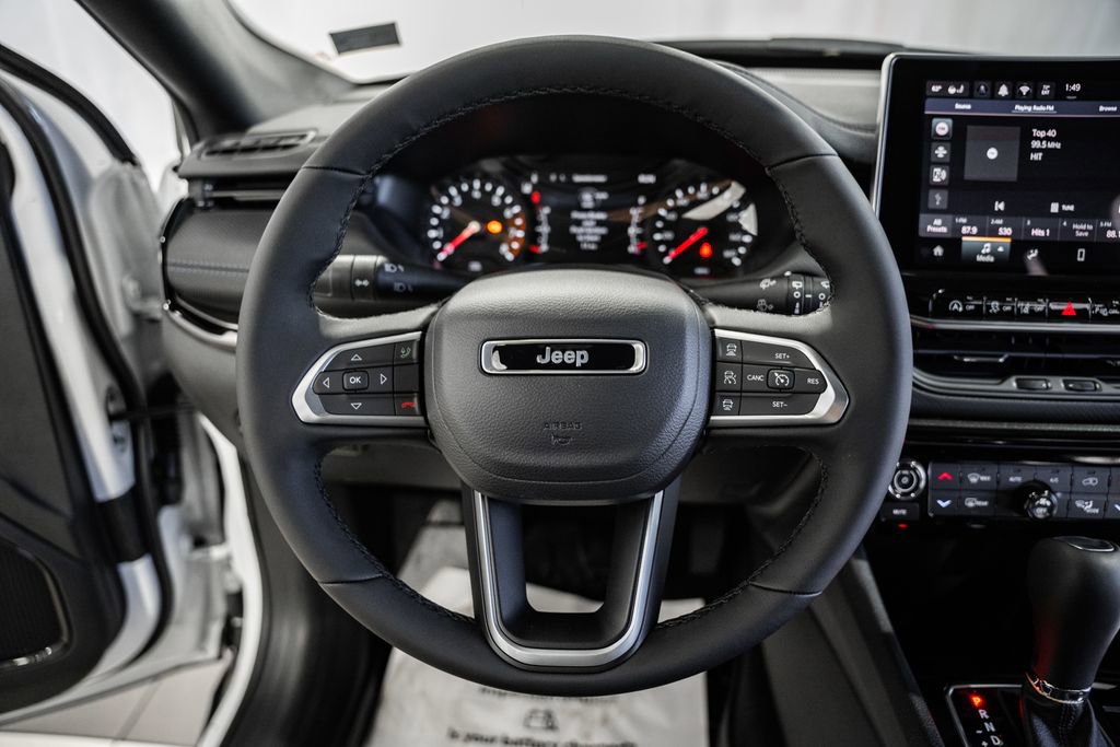 New 2026 Jeep Compass Limited image 30