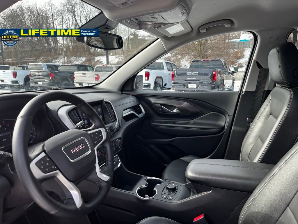 Used 2024 GMC Terrain SLT image 22