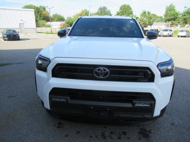 Used 2026 Toyota 4Runner SR5 AWD/4WD image 2