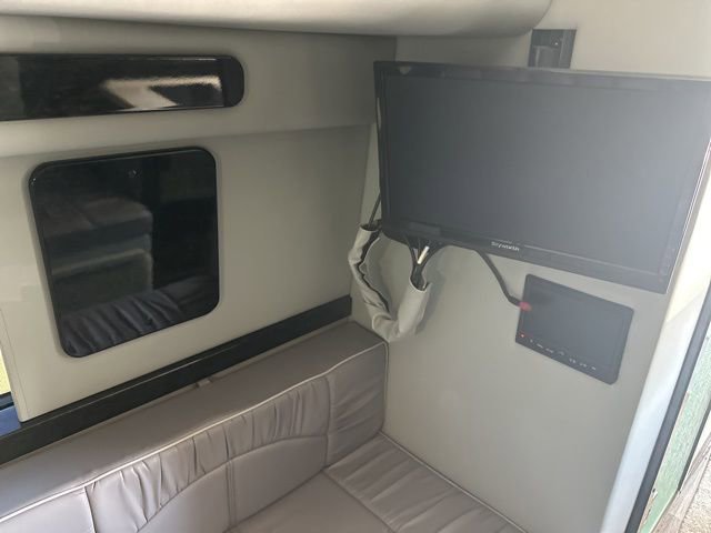 Used 2017 Mercedes-Benz Sprinter 3500 image 23