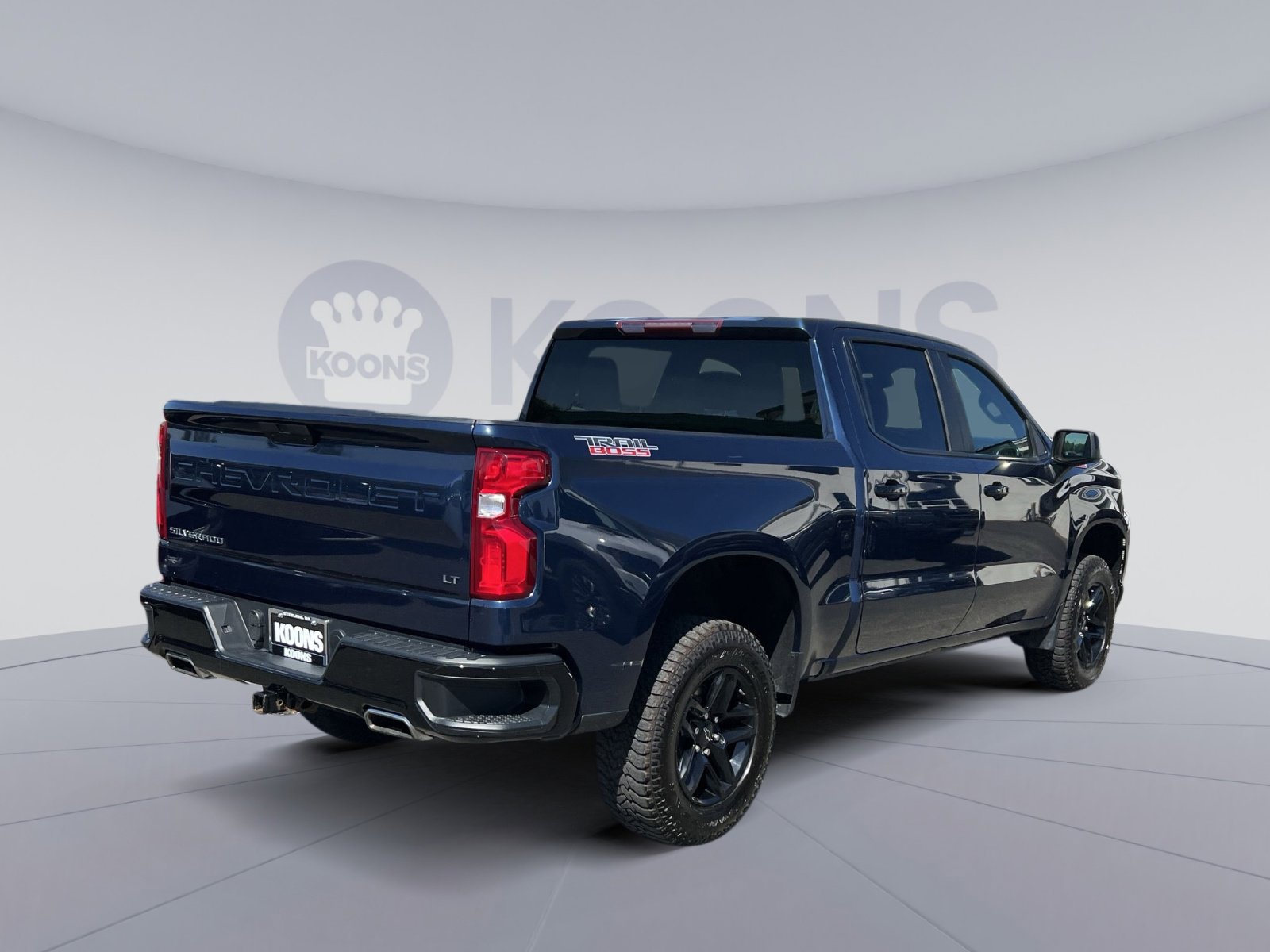 Used 2022 Chevrolet Silverado 1500 LT Trail Boss w/ Bed Protection Package AWD/4WD image 16