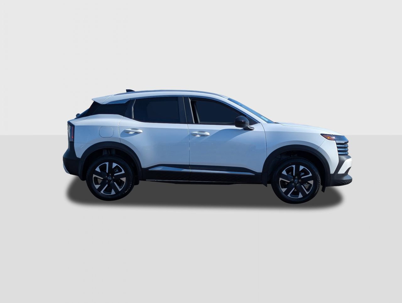 New 2026 Nissan Kicks SV image 6