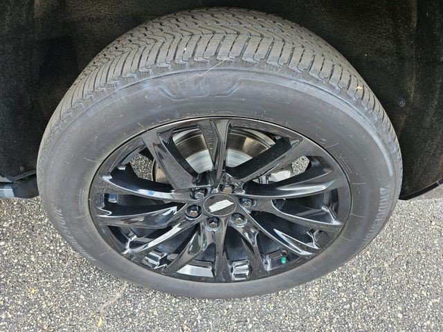 Certified 2025 Cadillac Escalade ESV Sport AWD/4WD image 20