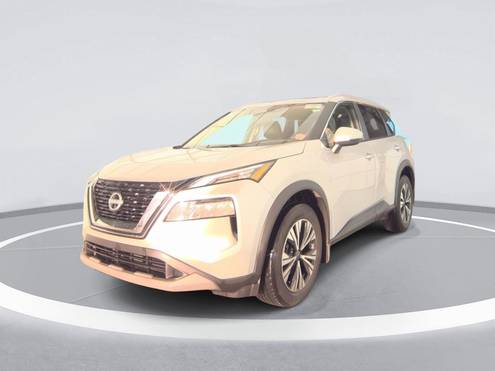 Used 2023 Nissan Rogue SV w/ SV Premium Package image 4