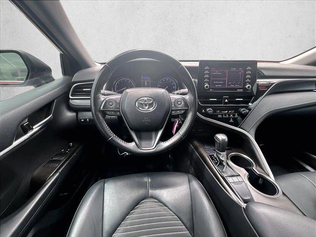 Used 2022 Toyota Camry SE FWD image 7