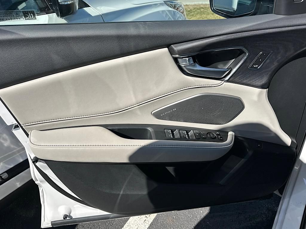 New 2026 Acura RDX SH-AWD w/ Advance Package image 9