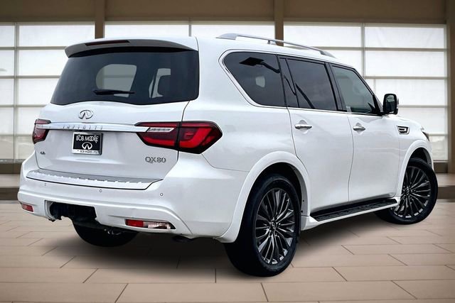 Used 2023 INFINITI QX80 Sensory w/ Cargo Package image 2