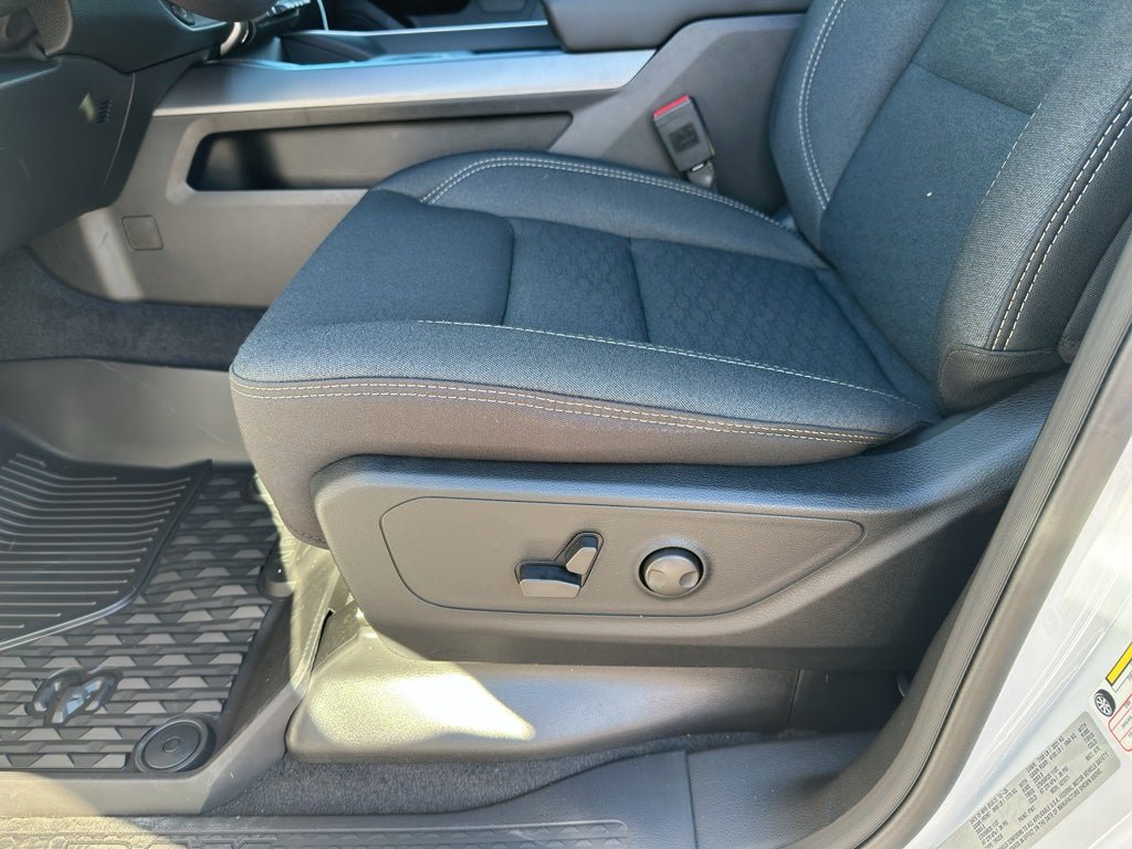 New 2026 RAM 1500 Big Horn AWD/4WD image 10