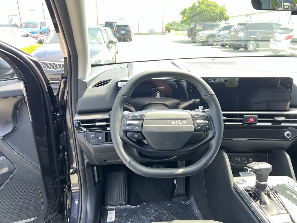 New 2026 Kia Sportage EX FWD image 14