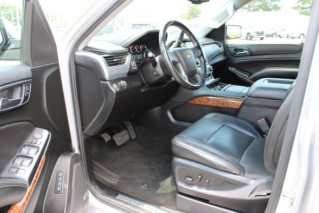 Used 2018 Chevrolet Tahoe Premier RWD image 12