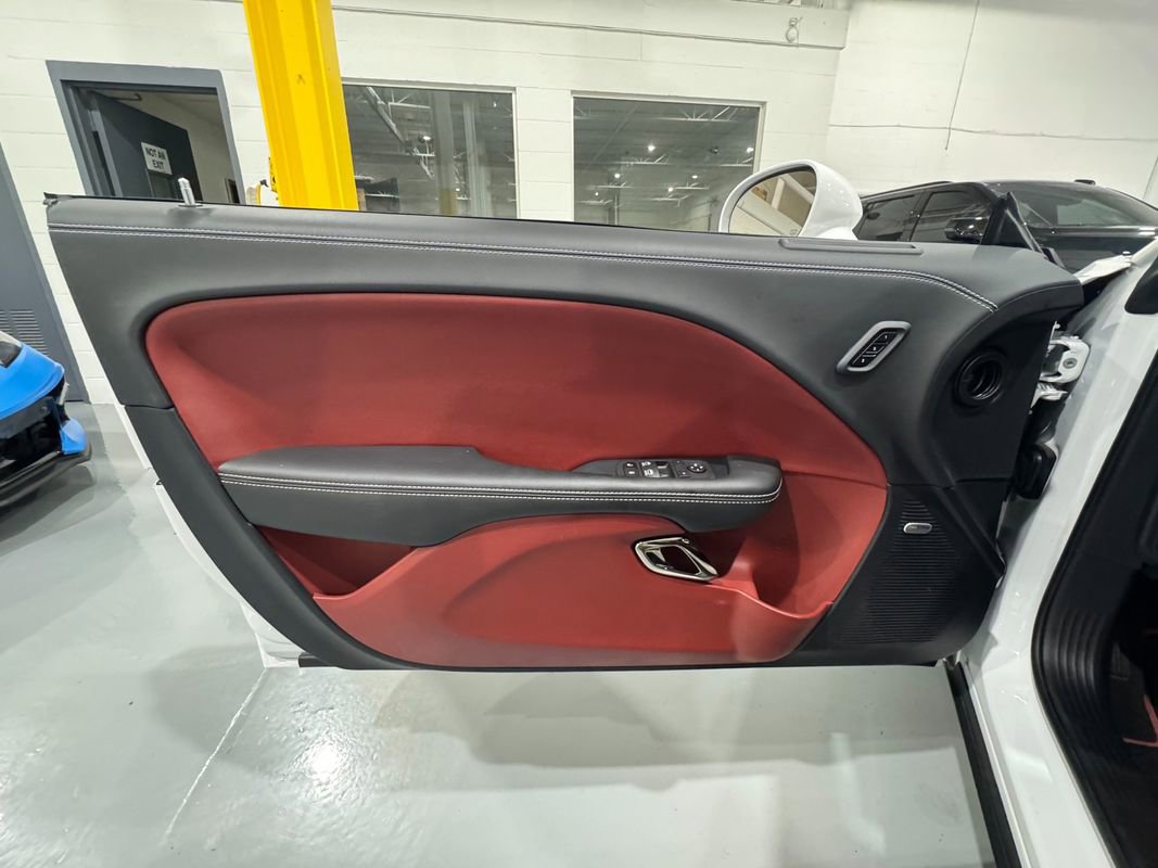 Used 2023 Dodge Challenger SRT Hellcat w/ Driver Convenience Group image 31