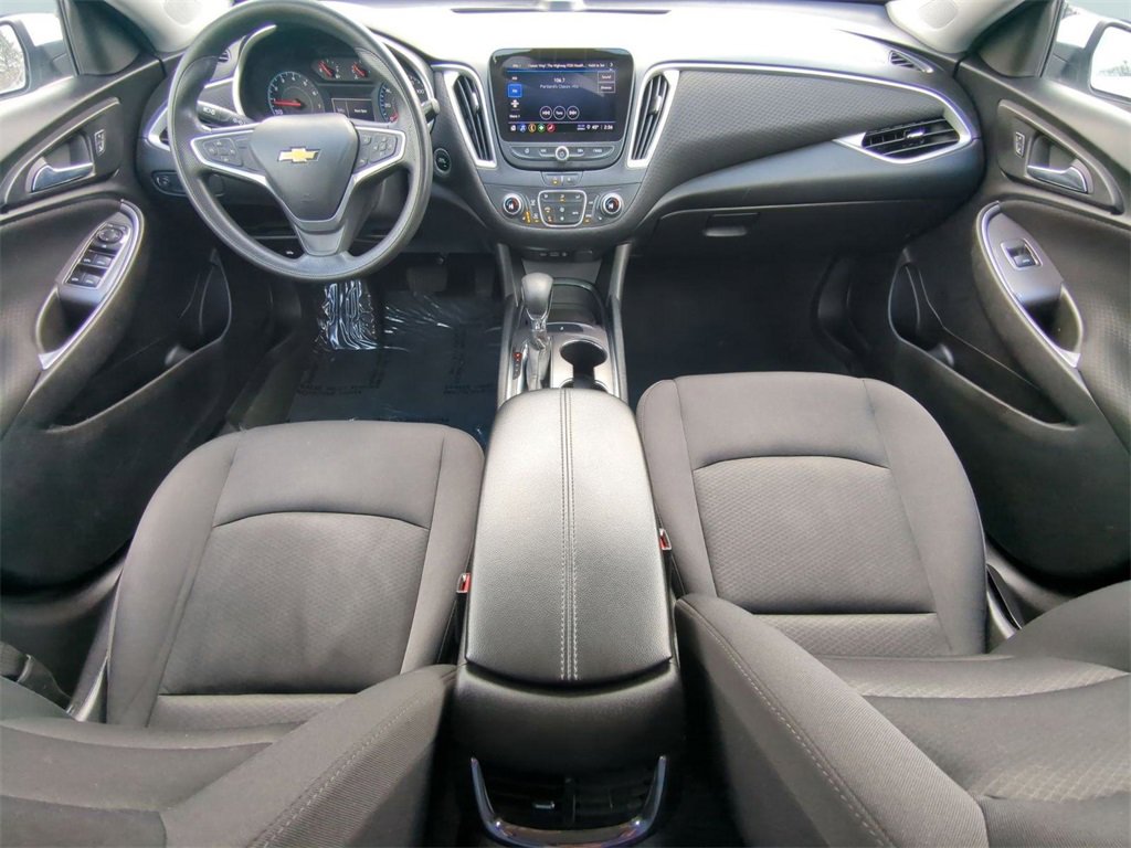 Used 2022 Chevrolet Malibu LT image 21