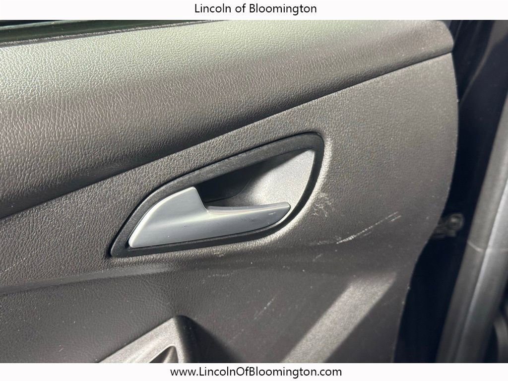 Used 2018 Ford Focus SE w/ Cold Weather Package image 45