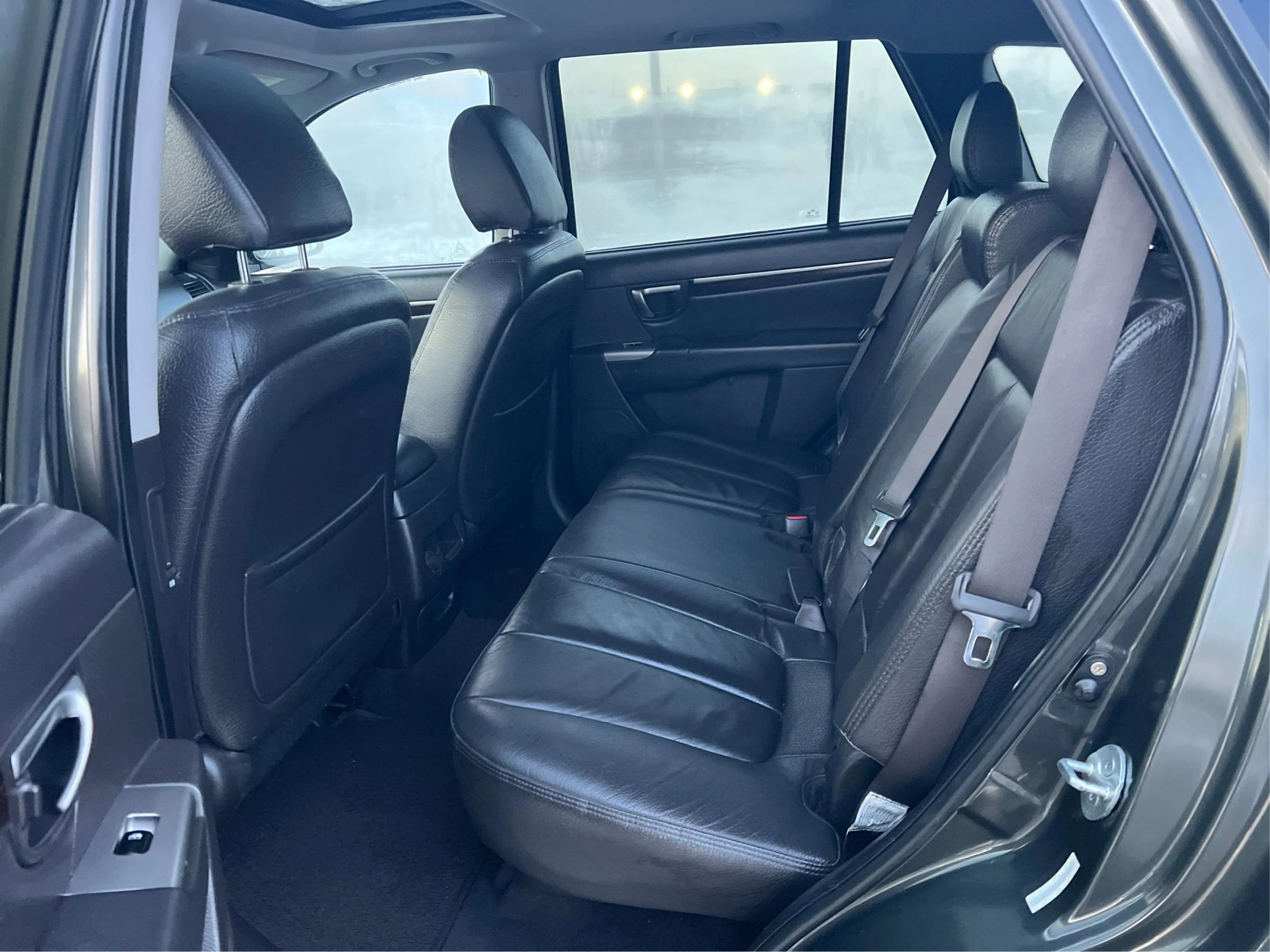 Used 2010 Hyundai Santa Fe Limited image 11