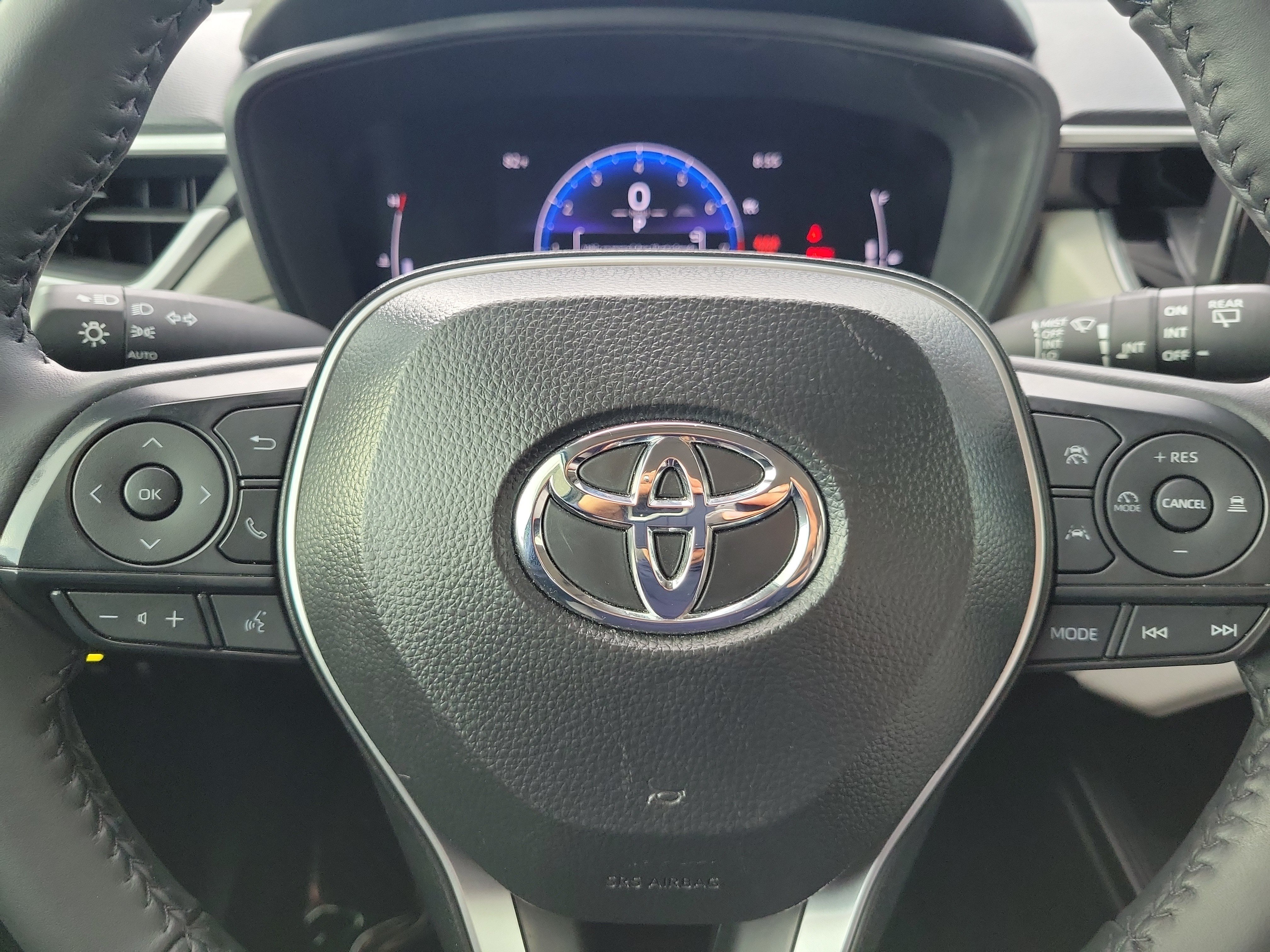 Certified 2026 Toyota Corolla Cross LE FWD image 24