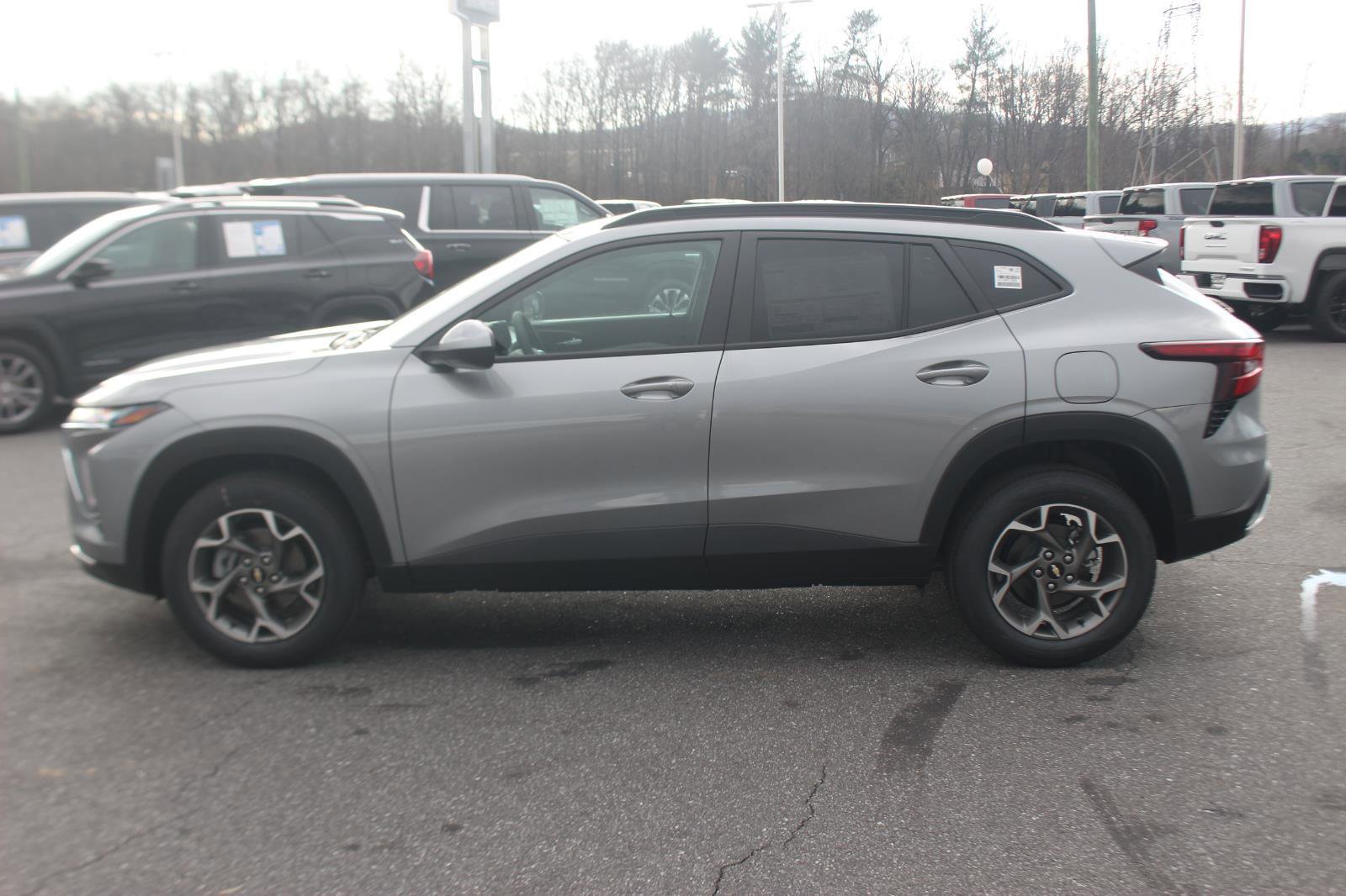 New 2026 Chevrolet Trax LT w/ Driver Confidence Package image 4