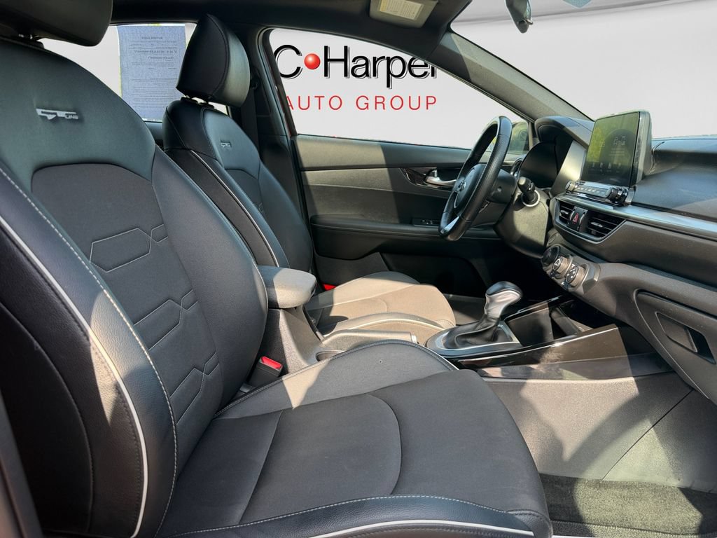 Used 2020 Kia Forte GT-Line w/ GT-Line Premium Package FWD image 28
