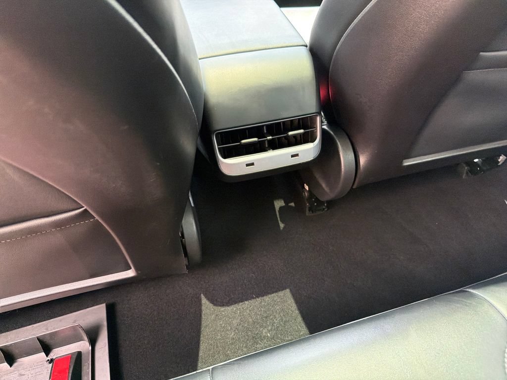 Used 2019 Tesla Model 3 Long Range RWD image 31
