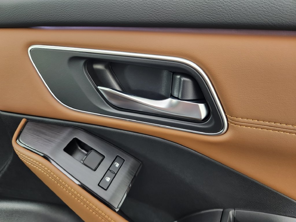 New 2026 Nissan Rogue Platinum AWD/4WD image 14