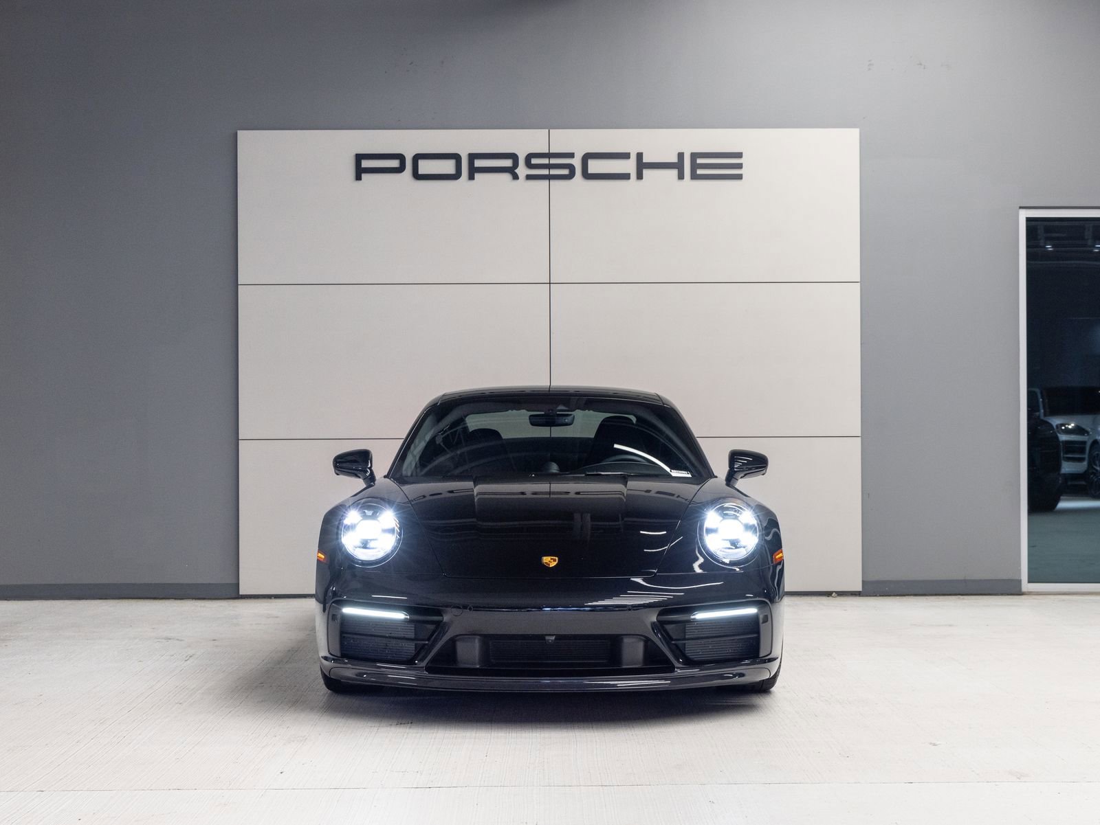 Certified 2024 Porsche 911 Carrera S RWD image 10