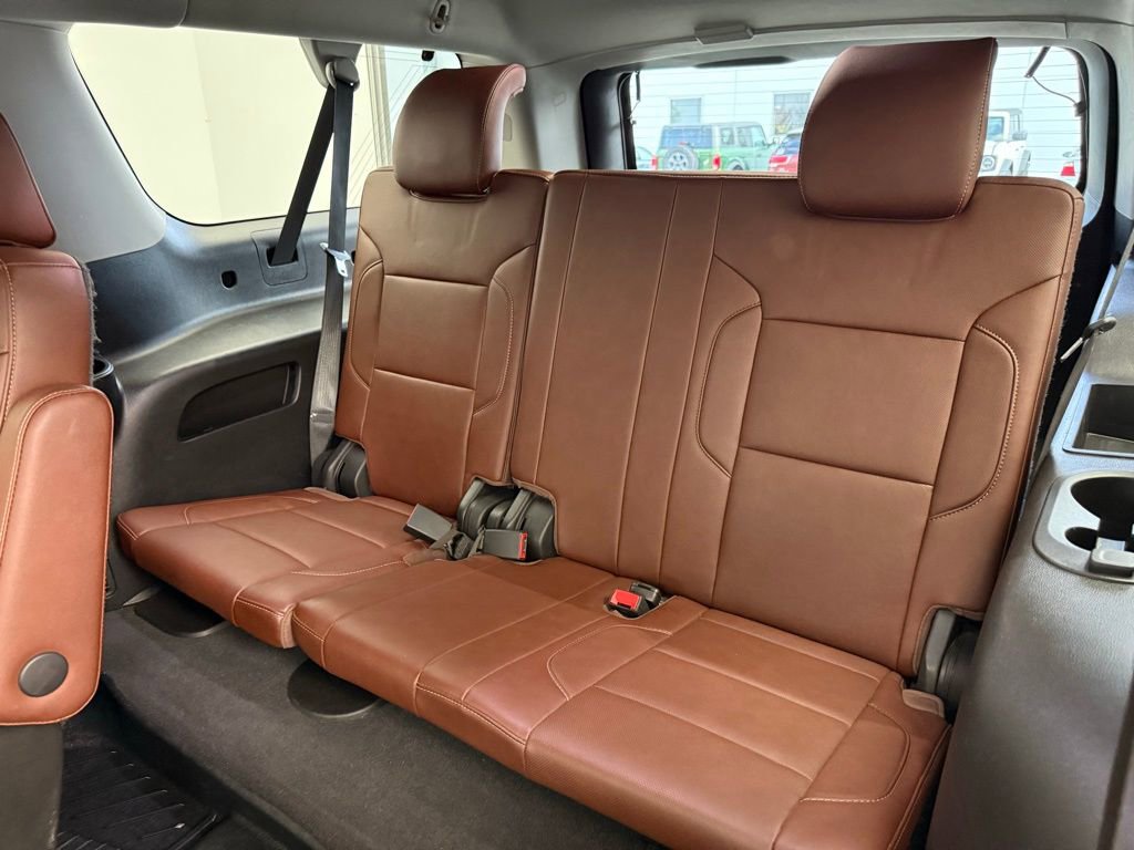 Used 2019 Chevrolet Suburban Premier w/ Premier Plus Edition AWD/4WD image 42
