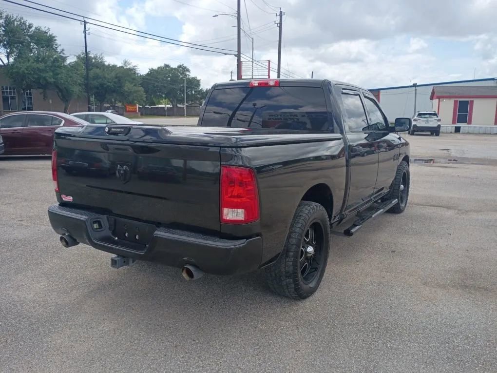 Used 2016 RAM 1500 Express w/ Black Ram 1500 Express Group RWD image 5
