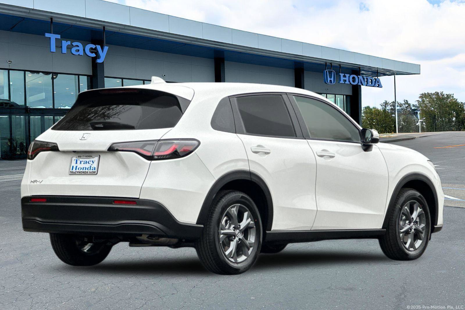 New 2026 Honda HR-V LX image 4