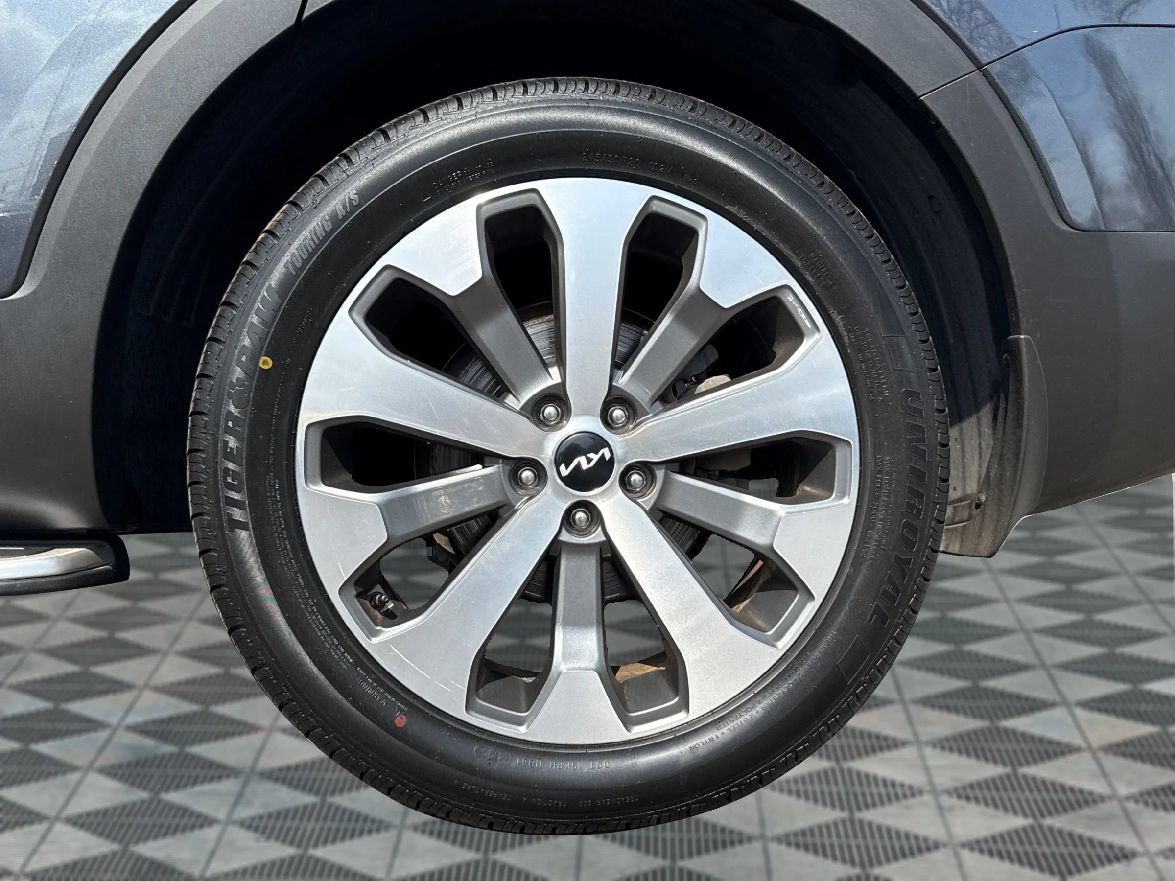 Used 2022 Kia Telluride S AWD/4WD image 23
