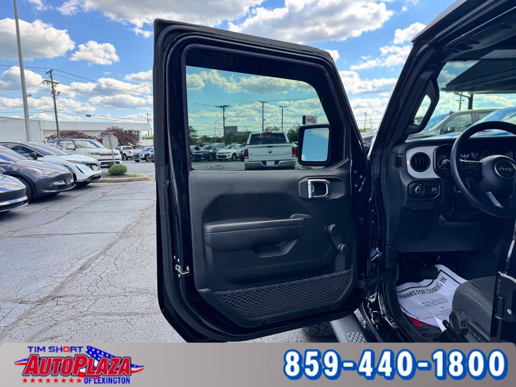 Used 2024 Jeep Gladiator Sport AWD/4WD image 42