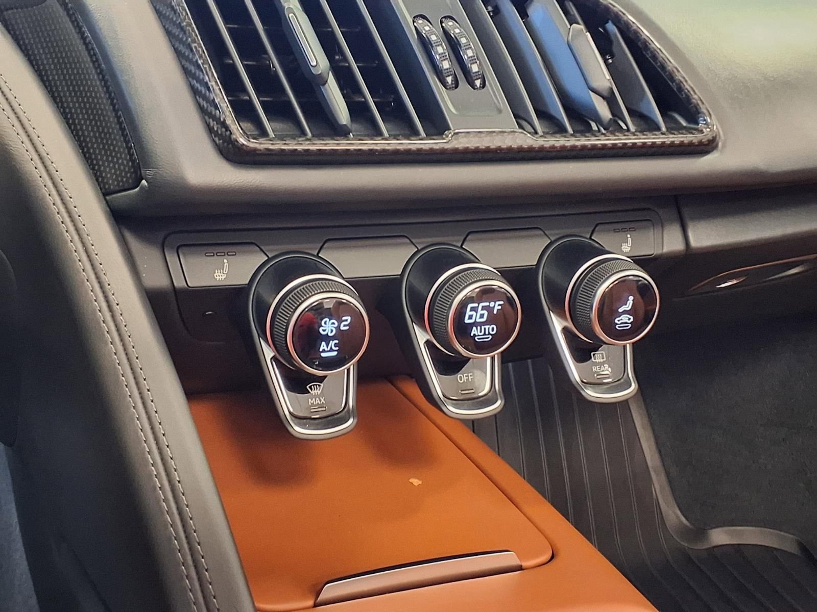 Used 2021 Audi R8 V10 performance image 15