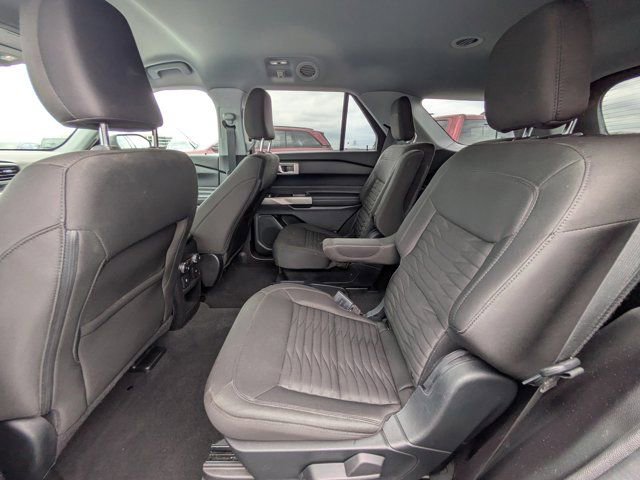 Used 2021 Ford Explorer XLT w/ Class III Trailer Tow Package image 11