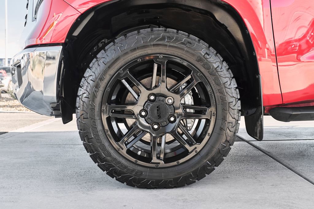 Used 2019 Toyota Tundra SR5 w/ SR5 Upgrade Package image 3
