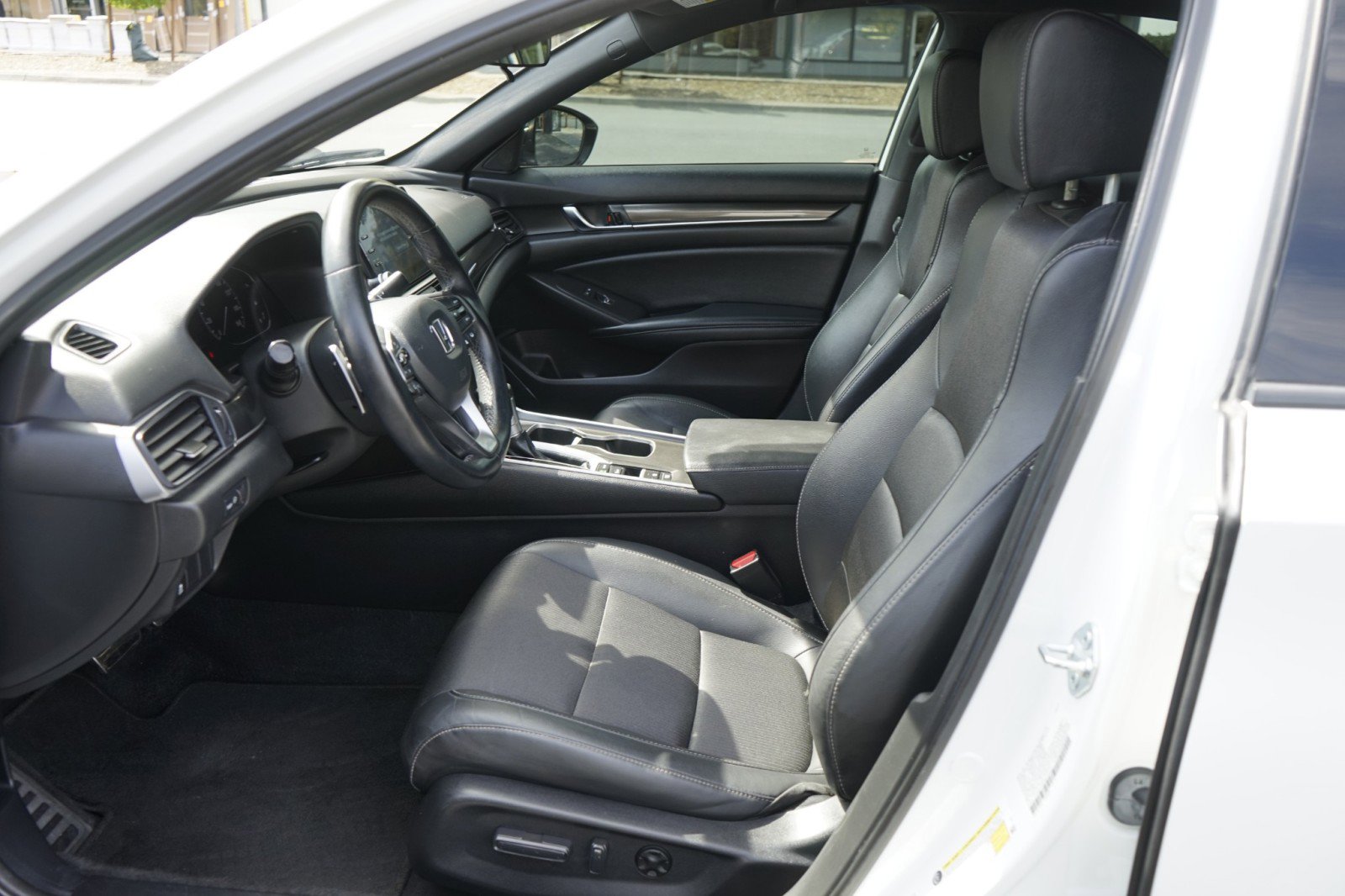 Used 2021 Honda Accord Sport image 16