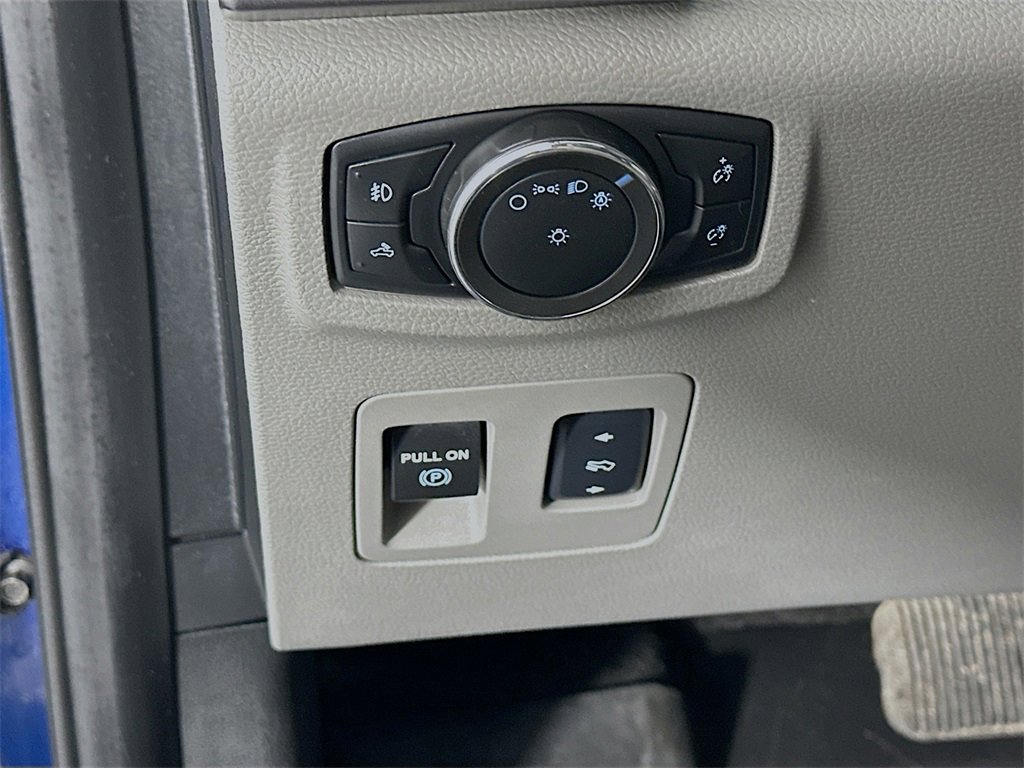 Used 2018 Ford F150 XLT w/ Equipment Group 302A Luxury image 10