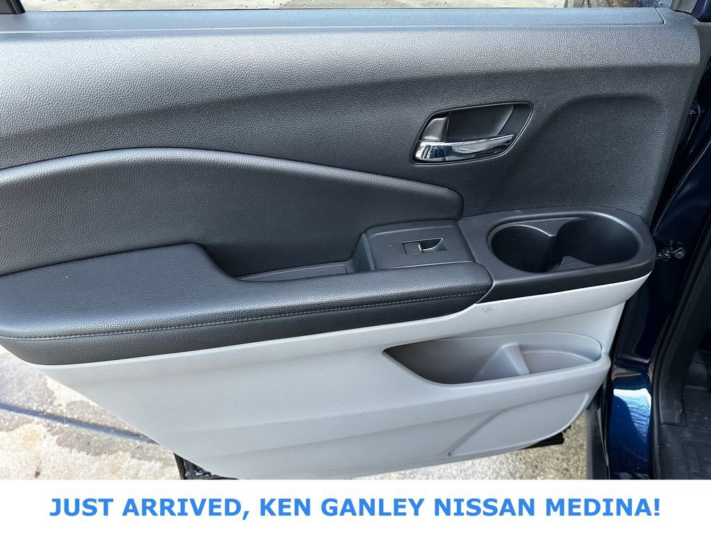 Used 2020 Honda Pilot EX image 16