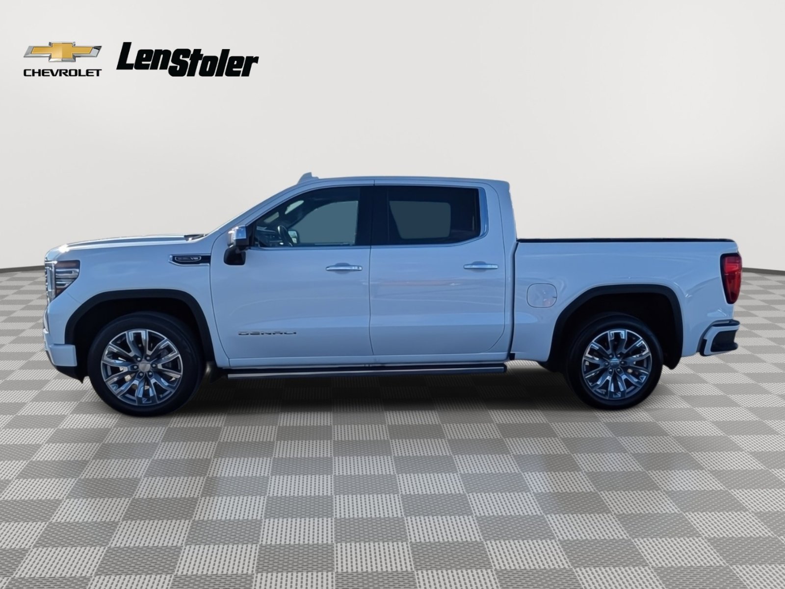 Used 2024 GMC Sierra 1500 Denali w/ Denali Reserve Package image 2